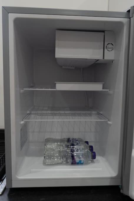 Stylish 1 Bed Apartment In Newly Refurbished Building W/ Parking & Wi-Fi Birmingam Exterior foto
